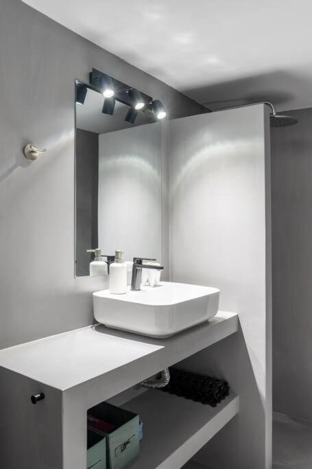 Stylish 1-bedroom & Cozy! Athens